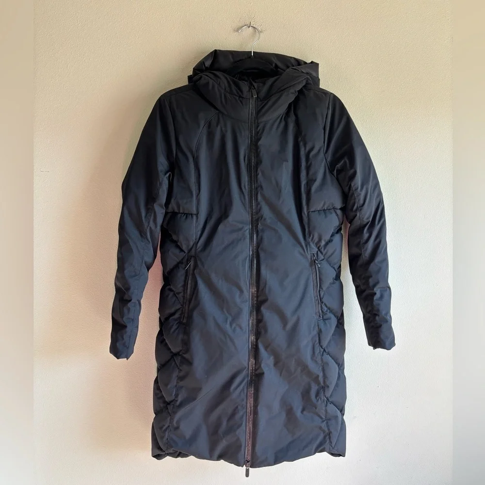 Lululemon Fluff The Cold Hooded Long 600 Fill Goose Down Parka in Black Size 4